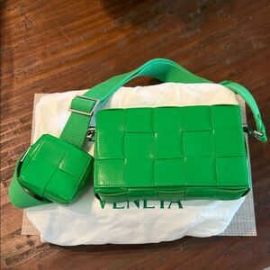 Bottega Veneta Intrecciato Crossbody w Pouch